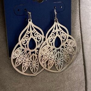 ☃️🚨3-$25🚨 Silver Filigree Lightweight Earrings for Sensitive Ears